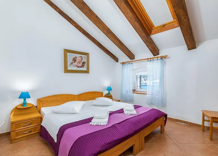 Lungomare Apartman *