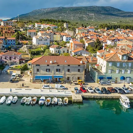 アパート Lungomare ツレス